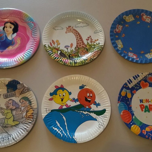 Birthday plates used, set of 3 pieces