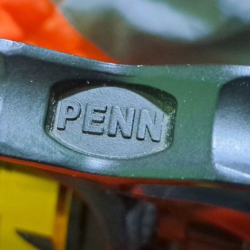 Penn Spinfisher VI 2500LL fishing reel new with baitrunner