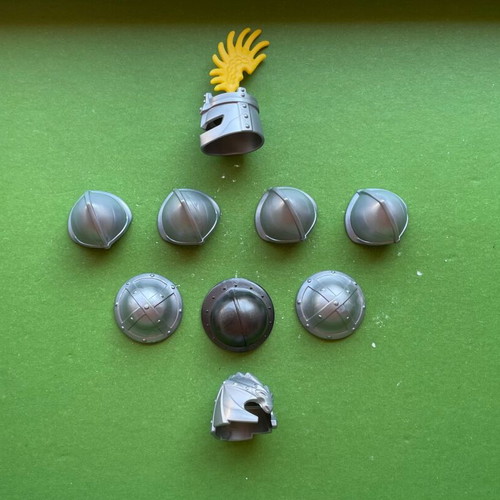 Playmobil medieval knight helmets with feathers and decoration like new
