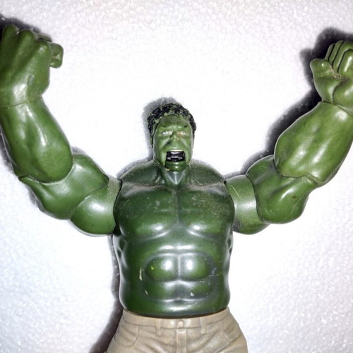 Action figure Hulk 16cm like new
