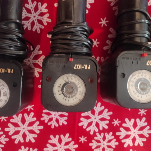 Professional flash series FIL-107 used with two flash units