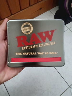 Ταμπακιέρα Raw καινούργια για στριφτό