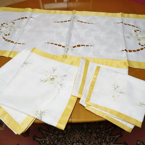 Satin table linen set with cutwork and floral embroidery, new, 5 pieces