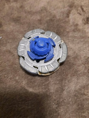 Beyblade 13 used