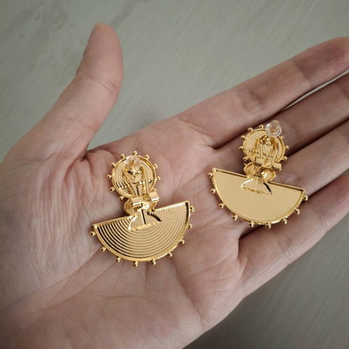 Set earrings with adjustable ring new, gold-colored
