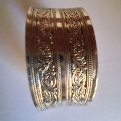Etnic cuff bracelet silver plated, like new