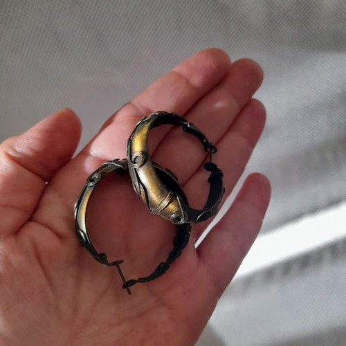 Set of earrings and necklace like new, bronze color