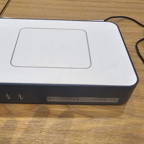 Oxygen Mini Office router modem like new, professional VPN router