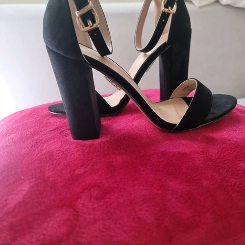 Migato black sandals like new with 10 cm heel