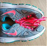  Αθλητικά παπούτσια Nike Νο 36,5 σε χρώμα γκρι με ροζ για κορίτσια