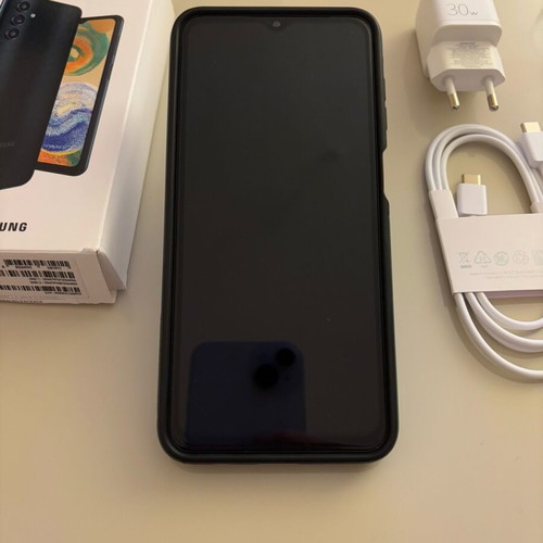 Samsung Galaxy A04s Dual mobile phone in its box (2nd phone, slightly used)