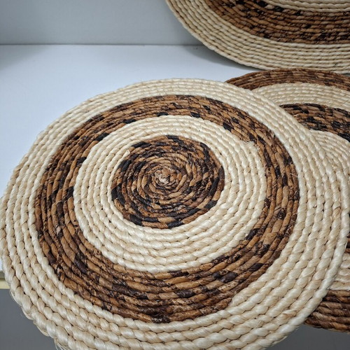 Woven placemats set of 5 new, natural beige and brown tones