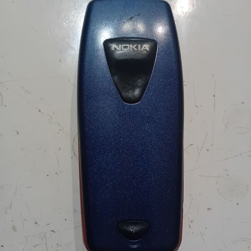 Nokia 3510i mobile phone used for spare parts