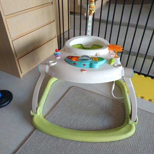 Jumperoo used baby activity center