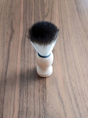 Shaving brush with wooden handle new