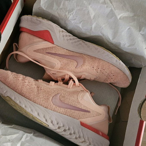 Nike Odyssey React women's sneakers size 36 like new pink