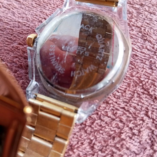 Women's watch used, quartz with crystals