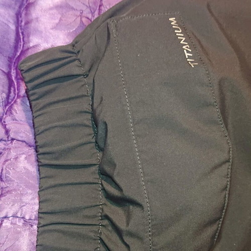 Columbia Titanium Gore-Tex pants like new, size L-XL