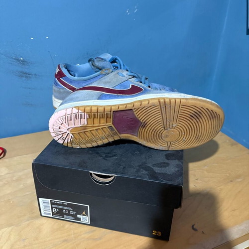 Nike Dunk SB Low used, size 42, blue and red