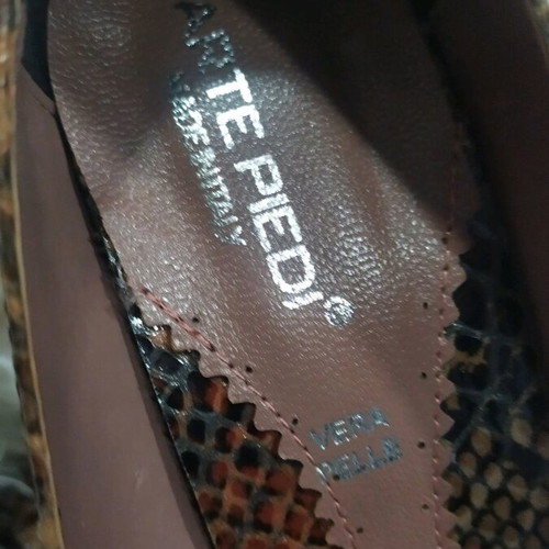 Arte Piedi snakeskin leather pumps like new, size 38