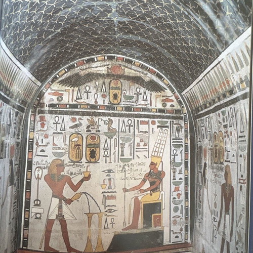 Egyptian Museum book like new