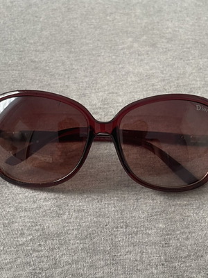 Christian Dior Vintage Oversized Sunglasses used, burgundy optyl 1970s/1980s