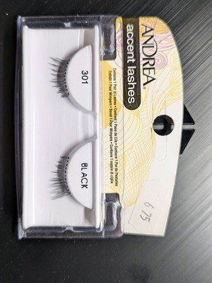 Andrea 301 Accent Lashes eyelashes new
