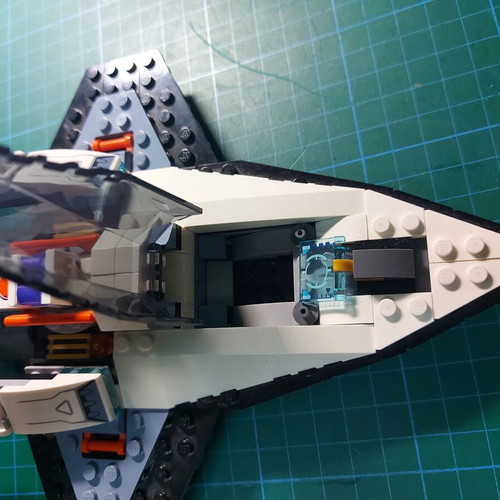 Lego spaceship like new with instructions