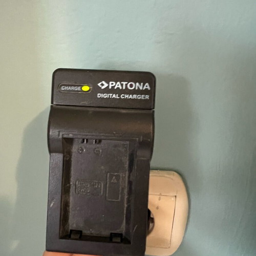 Camera chargers like new, various