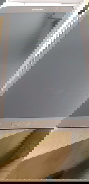 Tablet Samsung E  SM561