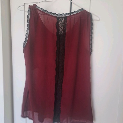 Badila Sleeveless Loose Burgundy Top With Black Lace Like New, One Size
