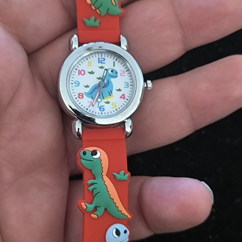 Children's wristwatch with dinosaurs and colorful silicone strap new