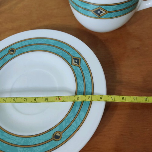Porcelain cups like new, good quality and durable