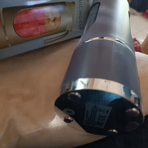Handheld juicer unused, rechargeable with USB