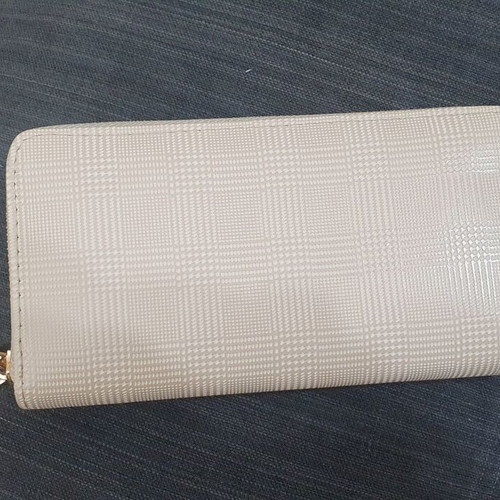 Cipolla beige checkered rectangular wallet