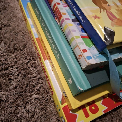 Children's books used, set of 5 with sounds and minor wear