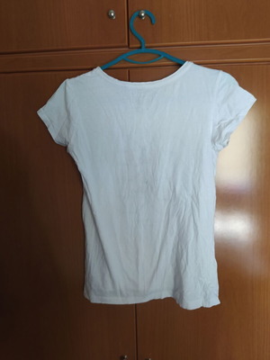 T- shirt