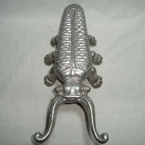 Vintage boot puller aluminum insect-shaped shoe remover new