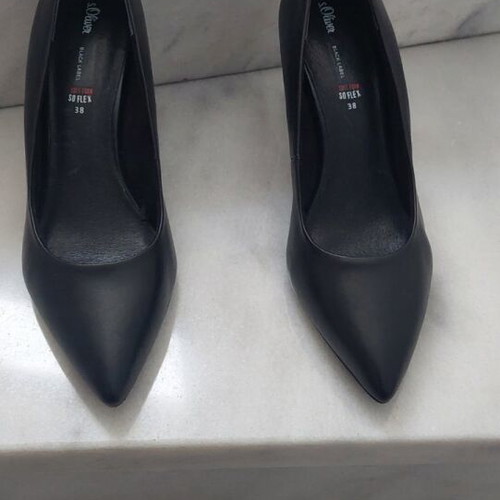 S.Oliver leather pumps No38 like new, black