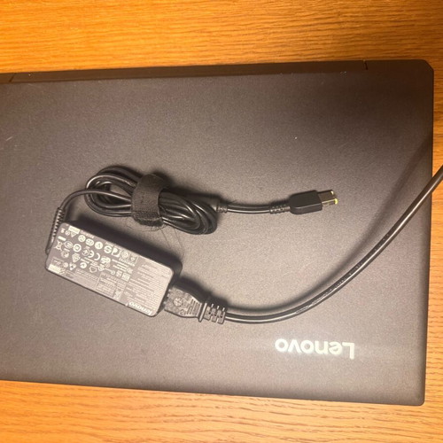 Lenovo V110-15ISK laptop like new, SSD 120GB, 4GB RAM, slim design
