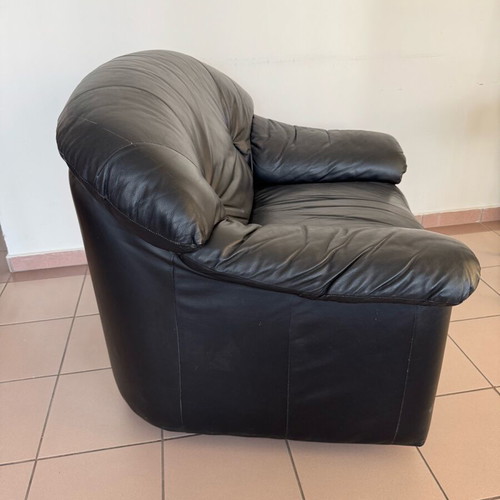 Black leather armchair used, synthetic leather