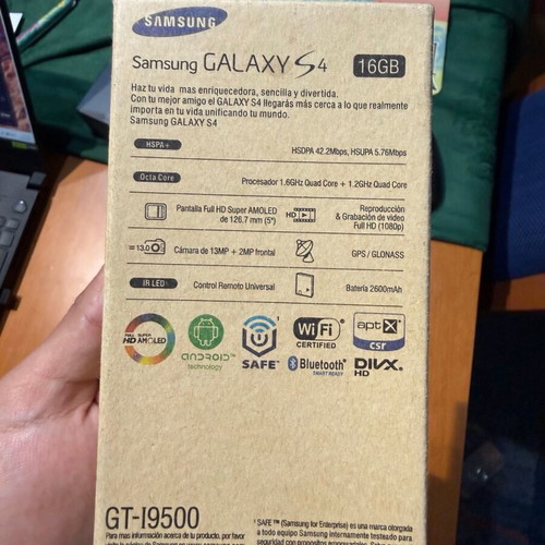 Samsung Galaxy S4 Display Replica used with original style box