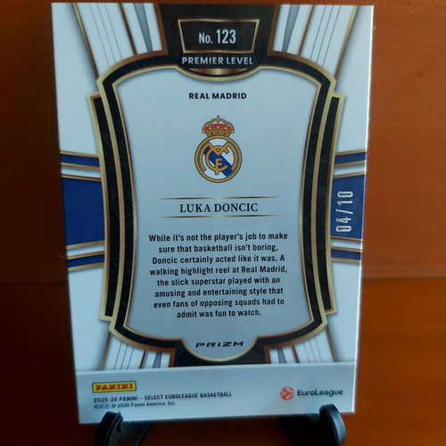 Select Euroleague Luka Doncic Gold Prizm Cracked Ice 2025-26 card Real Madrid new
