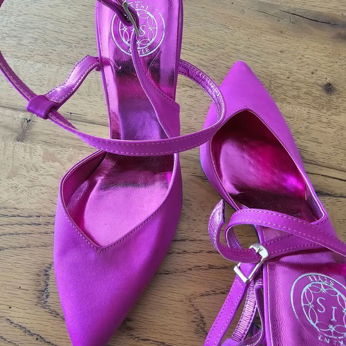 Lusso Suole fuchsia pumps satin fabric size 38 new