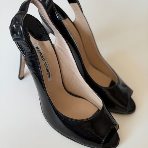 Manolo Blahnik Slingback Peep Toe Pumps Size 40 Black Patent Leather Like New