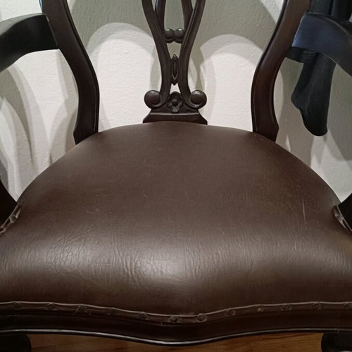 Wooden chairs with leather like new, set of 2