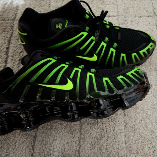 Nike Shox TL athletic shoes like new, size 44.5, black and green