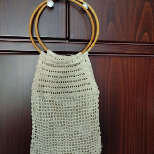 Knitted shoulder bag with ring handles beige like new