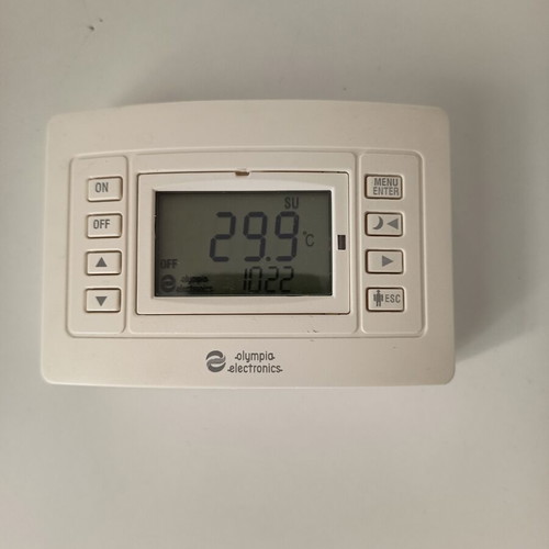 Olympia digital room thermostat like new