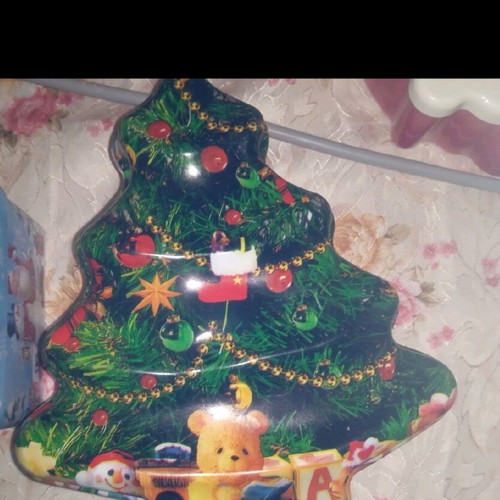 Christmas tree box like new